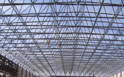 互助钢结构厂房屋面板及保温层安装